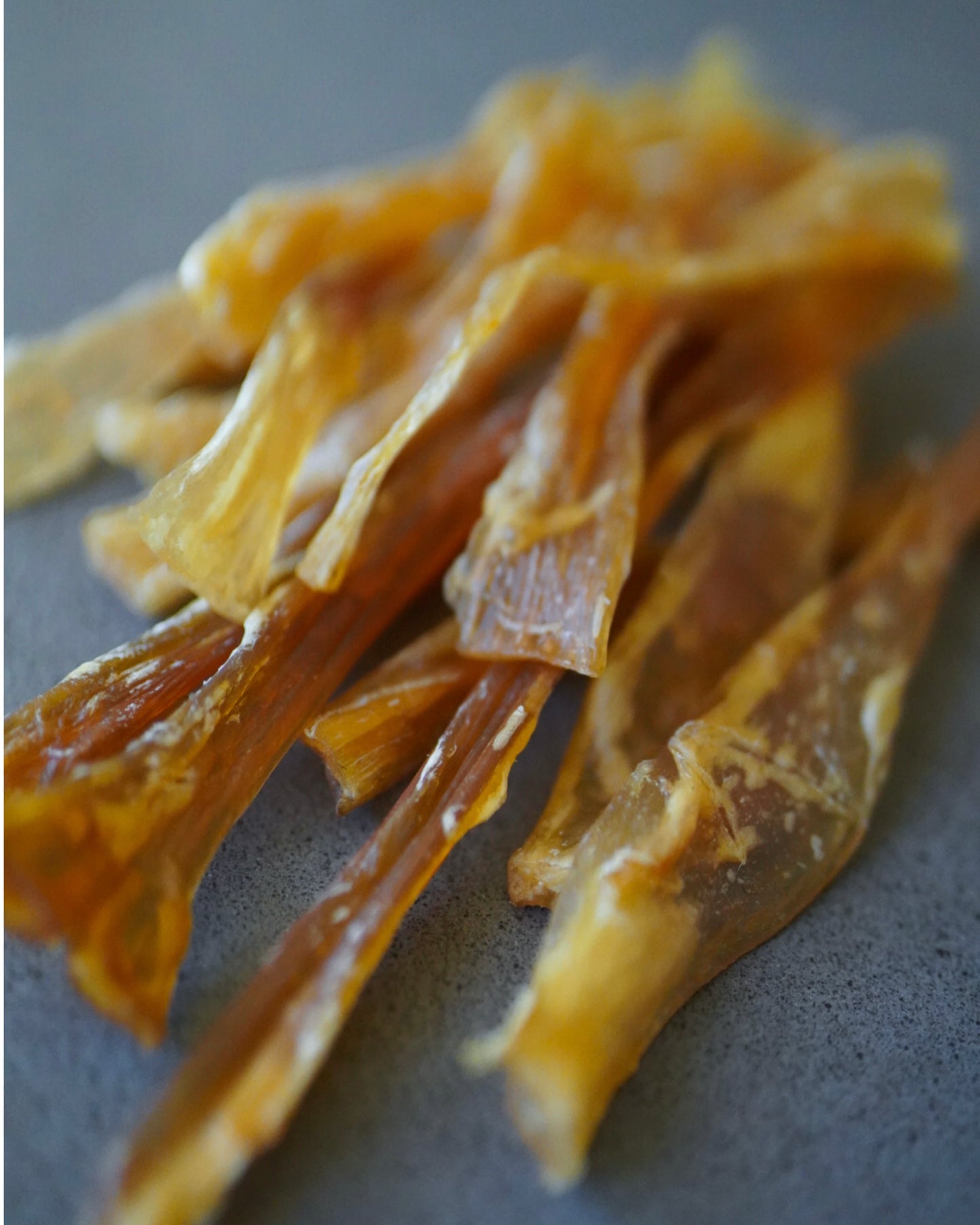 Dehydrated Grass-Fed Beef Tendon Sticks | 4 oz